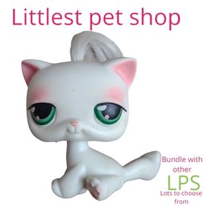 Hasbro Littlest Pet Shop white cat hair green eyes retired collectible toy rare